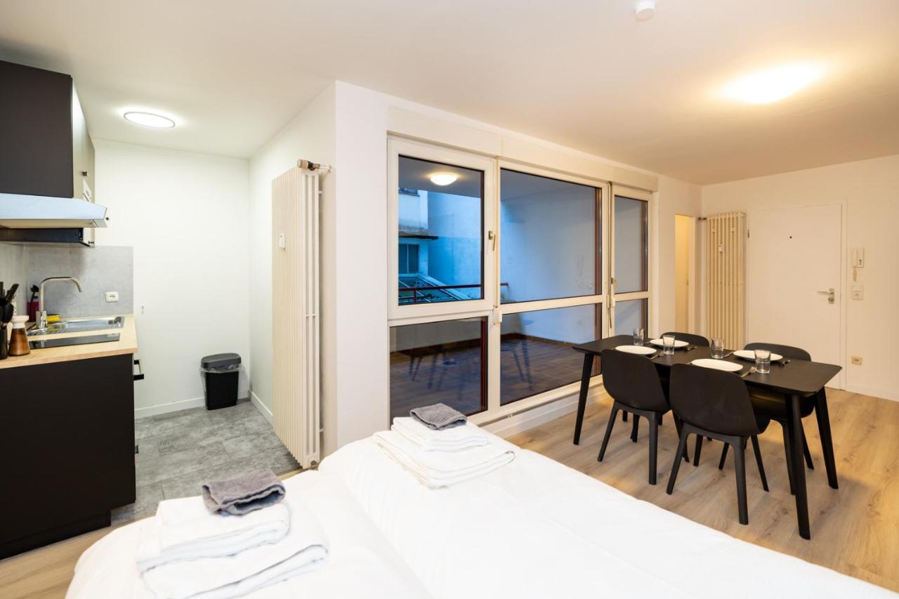 Modernes Apartment In Der Innenstadt เวิร์ซบวร์ก ภายนอก รูปภาพ